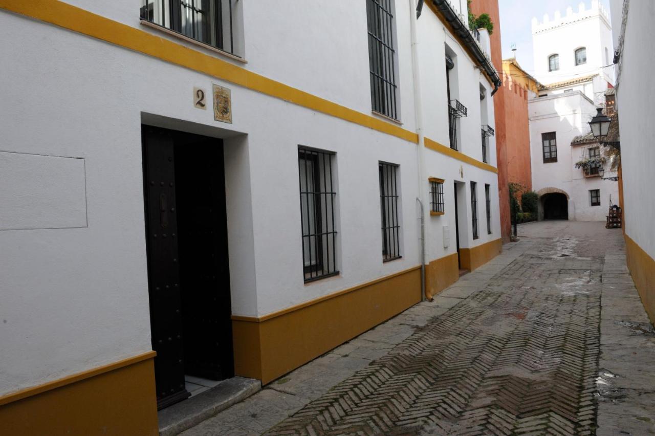 The Wall Of The Alcazar Palace Sevilla Buitenkant foto